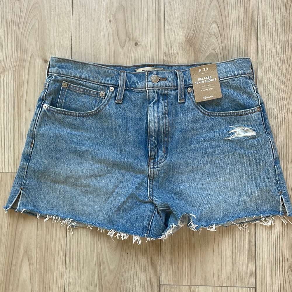 Madewell: Relaxed Denim Shorts in Madera Wash: Side Slit Edition